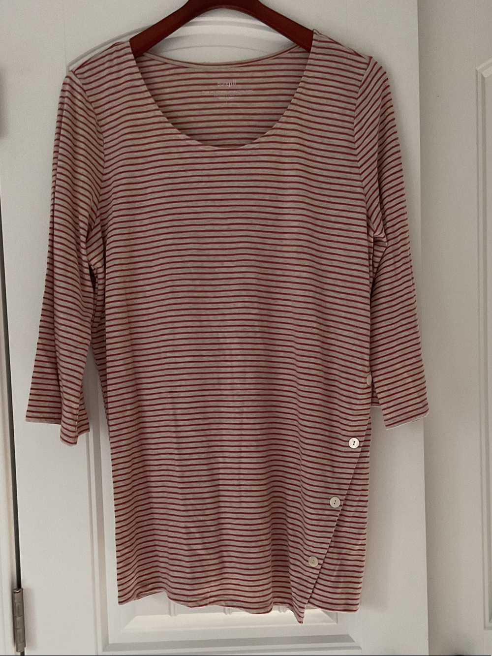 Striped Scoop Neck 3/4 Sleeve J.Jill Tunic in Dark Oak and Brick